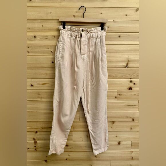 Free People Size XSmall Pale Pink Margate Super High Rise Paperbag Cropped Pants